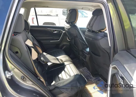 2020 Toyota Rav4 Hybrid Xle from USA, damaged, VIN 2T3RWRFV9LW074157